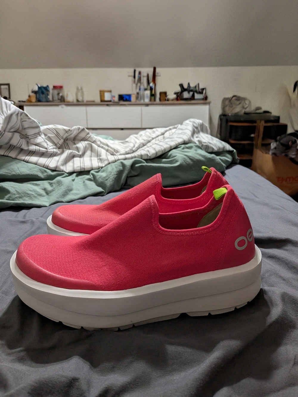 OOFOS Women’s Slip-On Platform Sneakers in Hot Pink